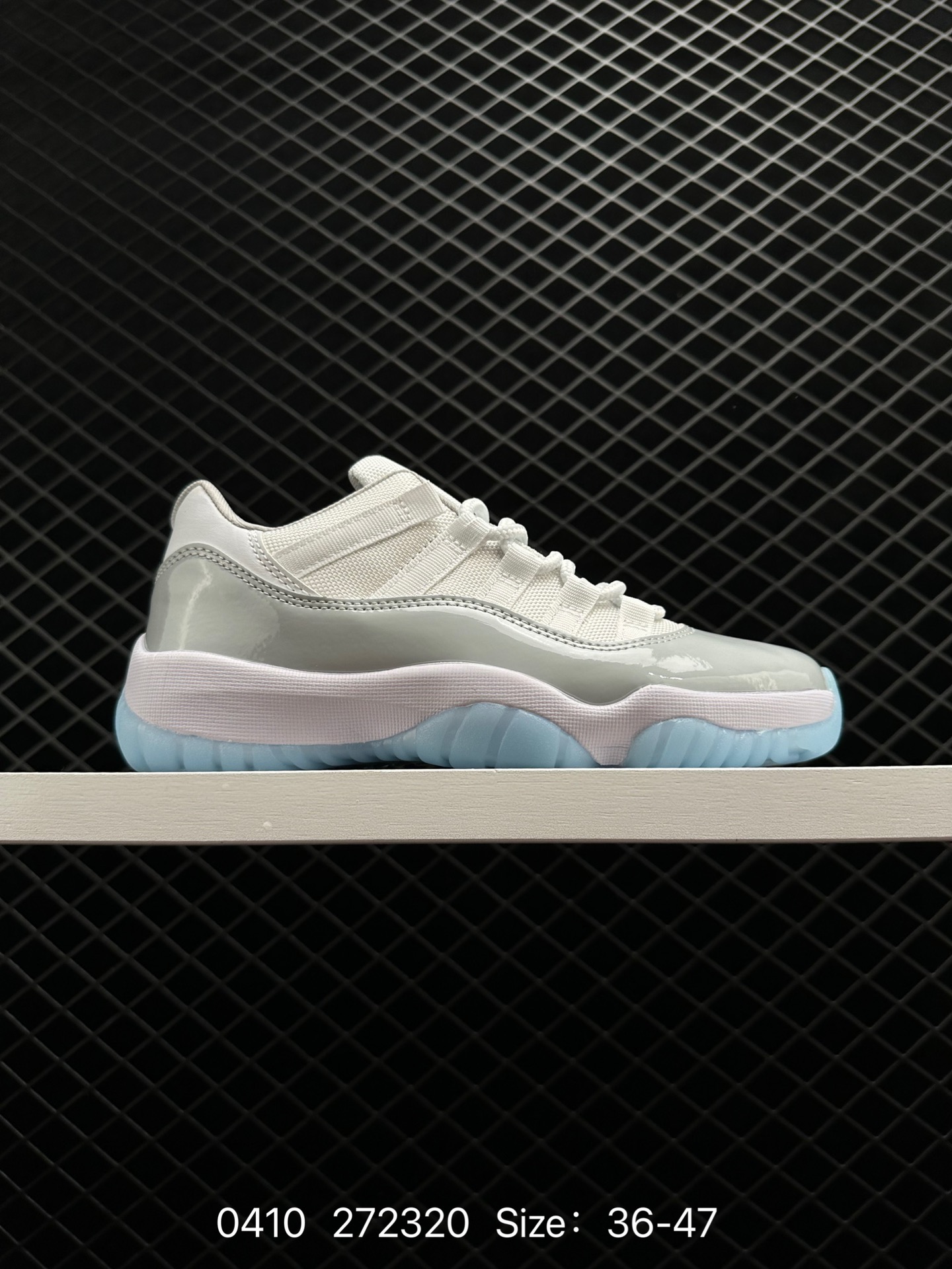 Air Jordan 11 Retro Low 